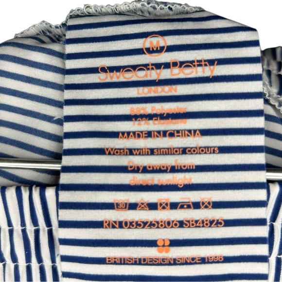 Sweaty Betty London Surfs Up Striped Board Shorts Size Medium Beetle Blue Stripe - Picture 6 of 10